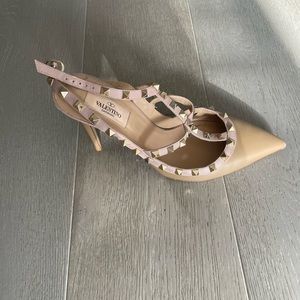 Valentino rockstud pumps